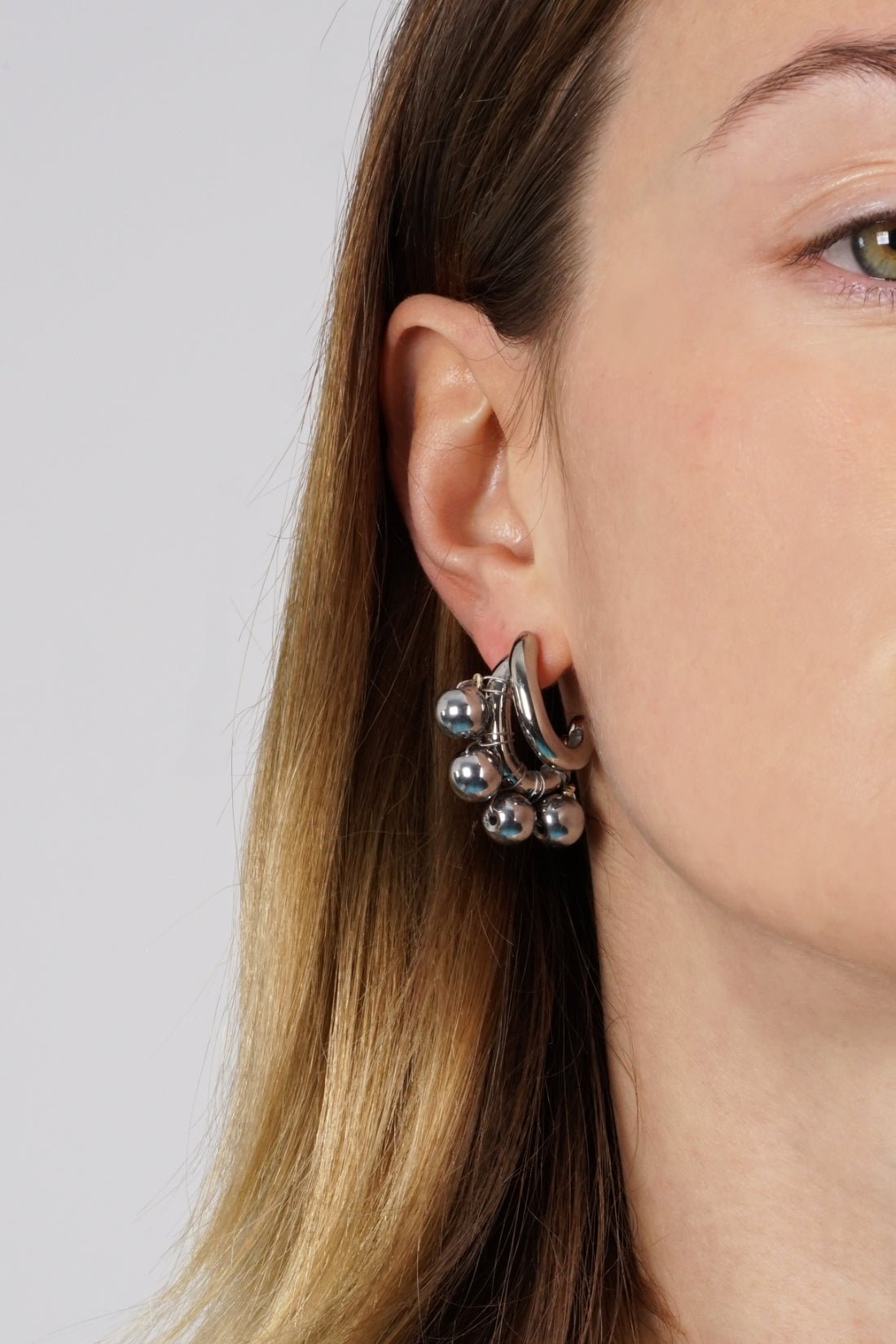 EARRINGS LA CHRIS SILVERED